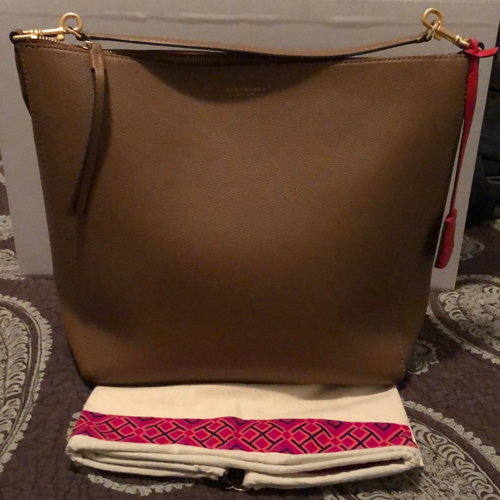 Tory Burch Perry Hobo